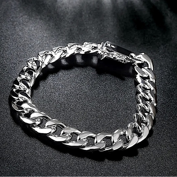 Cuban Chain Link Sterling Silver Unisex Bracelet - Picture 2 of 6